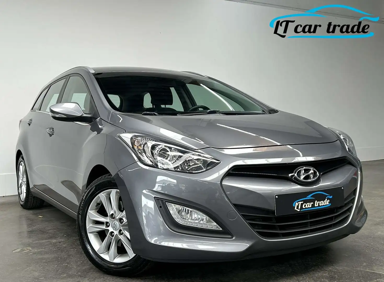 Hyundai i30 SW 1.4i Lounge * Bluetooth * Cruise controle * Pdc Gri - 1
