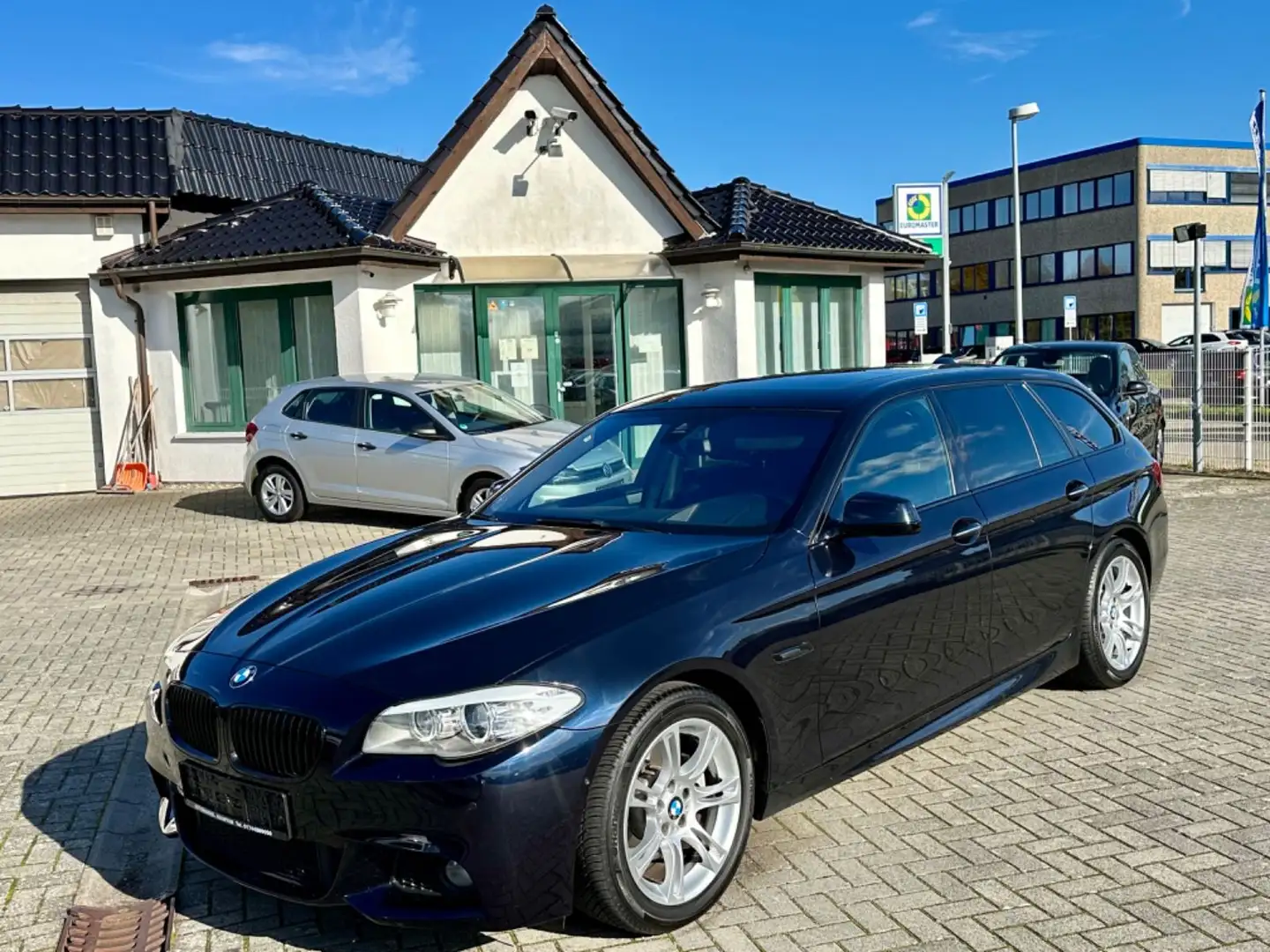 BMW 520 M *LEDER*SOFTCLOSE*360°-KAMERA*PANO*HEAD-UP Blue - 1