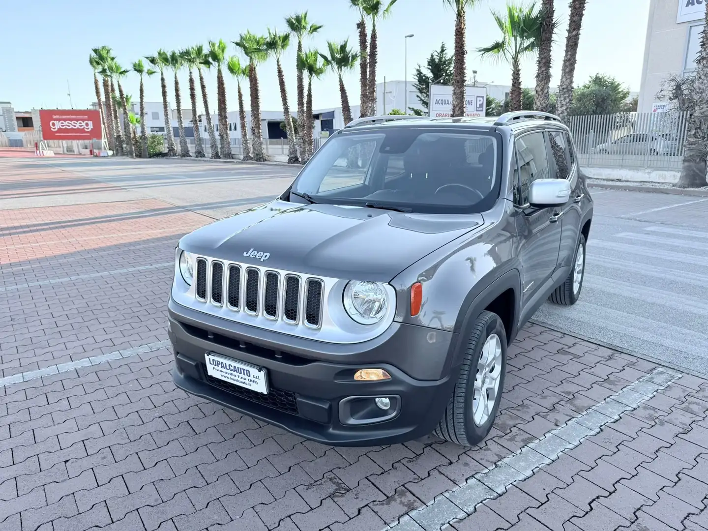 Jeep Renegade 2.0 MJT 140 C.V. 4WD DRIVE LOW LIMITED Grigio - 1
