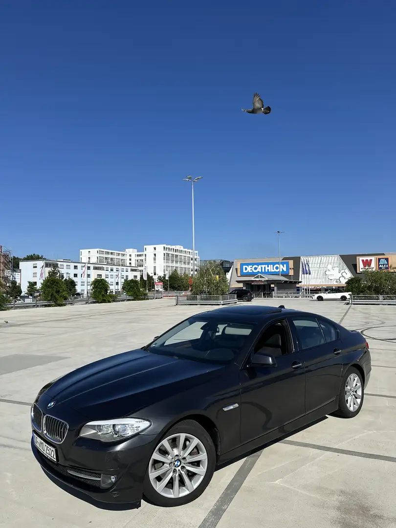 BMW 528 BMW 528i 6 ZYLINDER SAUGER,NIGHTVISION HEAD-UP Grau - 1