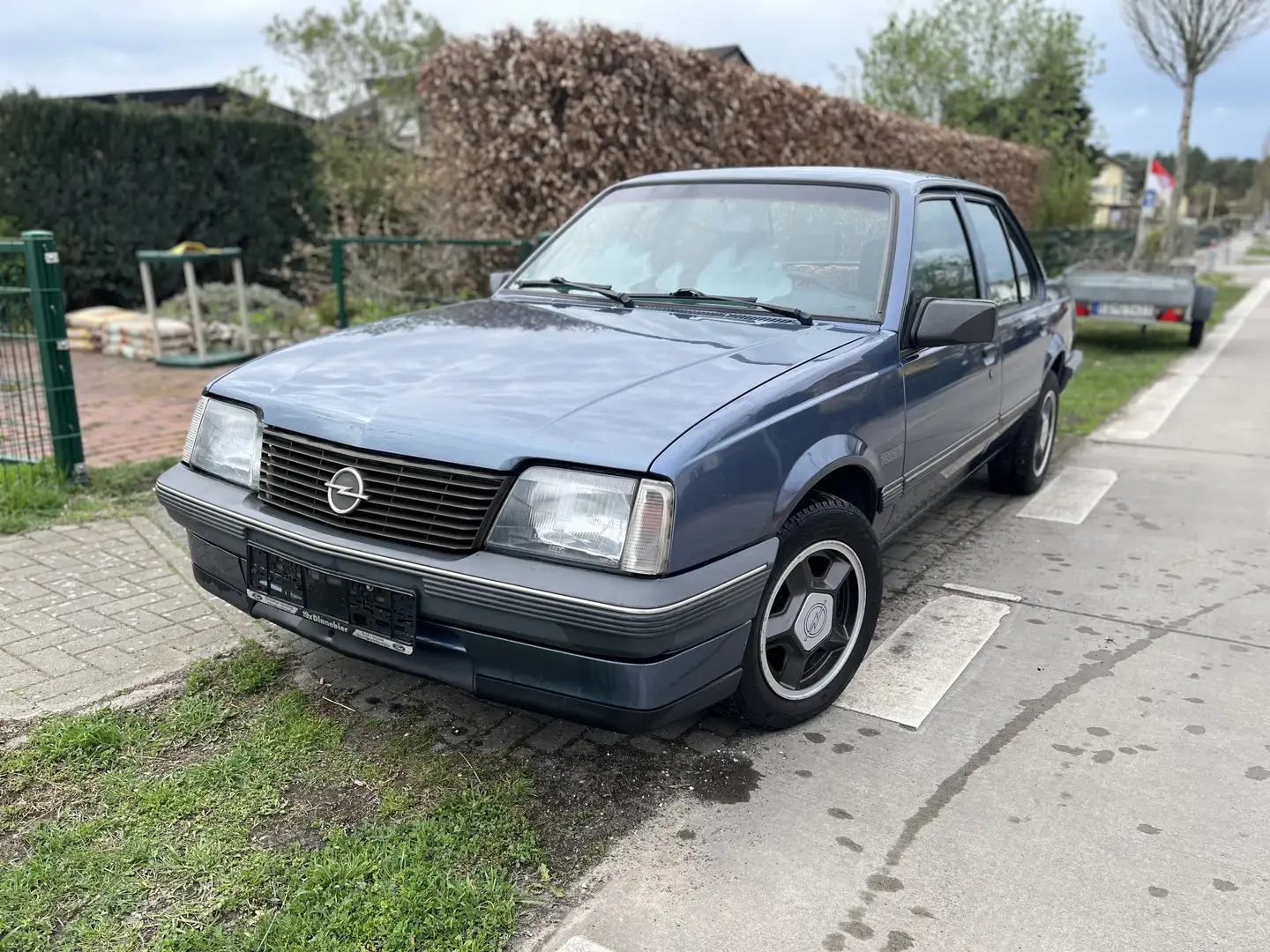 Opel Ascona Ascona c Touring Blau - 1