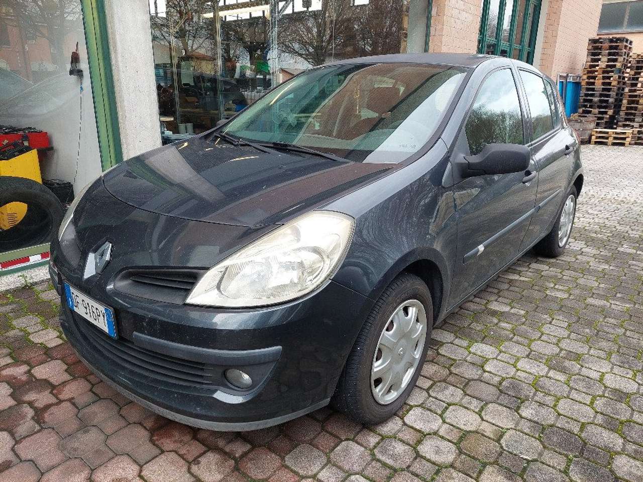 Renault Clio 1.2 16V 5 porte Confort