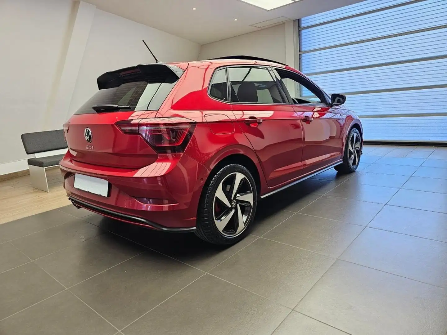 Volkswagen Polo GTI 2.0 TSI DSG  ACC Matrix Ready App Kam Rot - 2