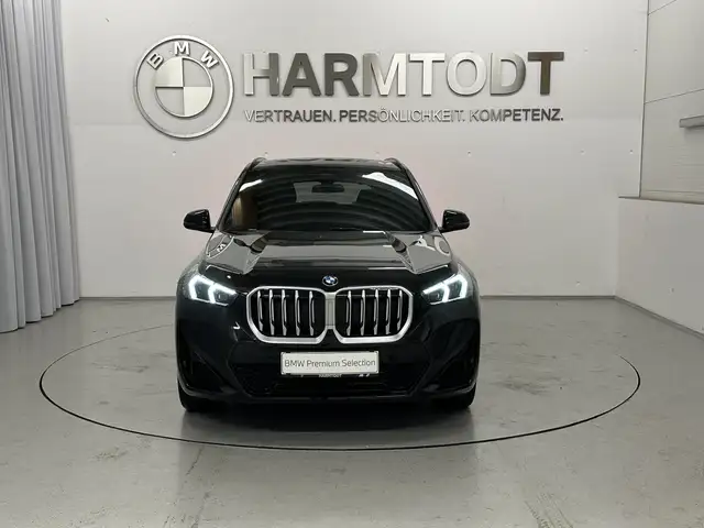 BMW X1 view 6