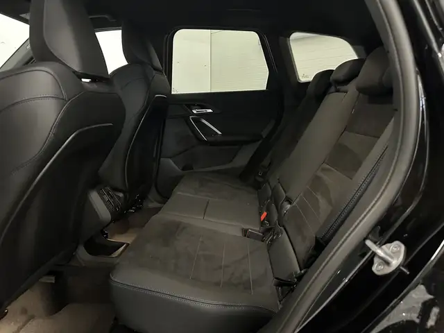 BMW X1 view 13