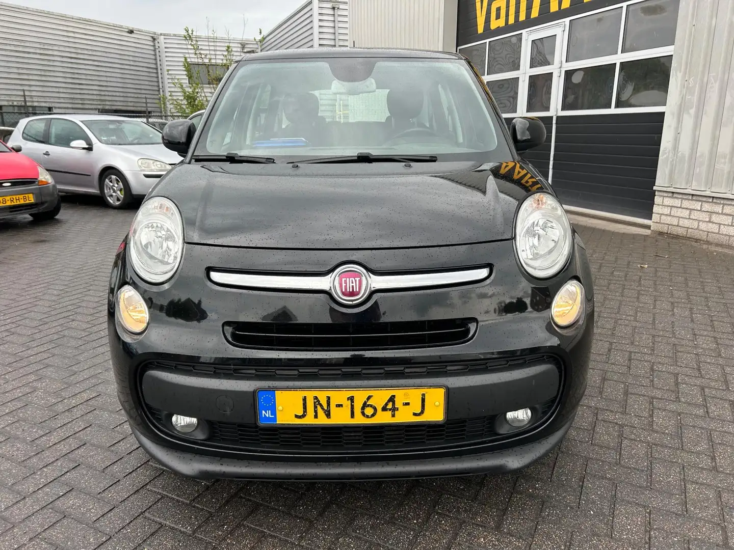 Fiat 500L 0.9 TwinAir Lounge | PANO DAK | CLIMATE | STOEL VE Zwart - 2