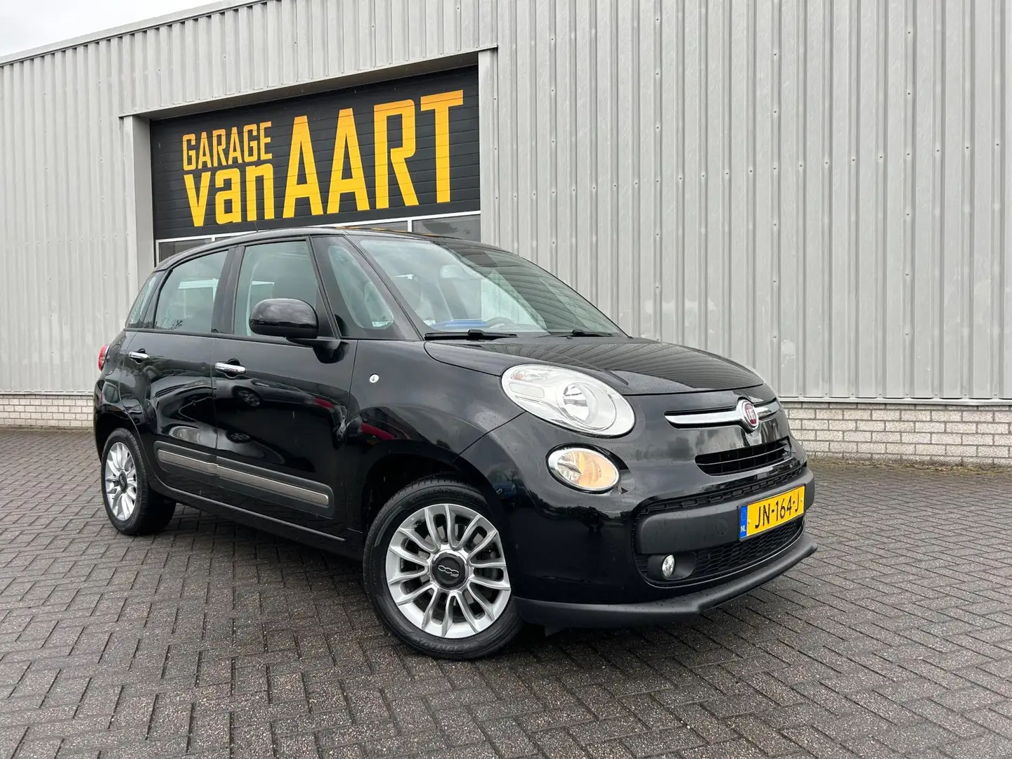 Fiat 500L 0.9 TwinAir Lounge | PANO DAK | CLIMATE | STOEL VE Zwart - 1
