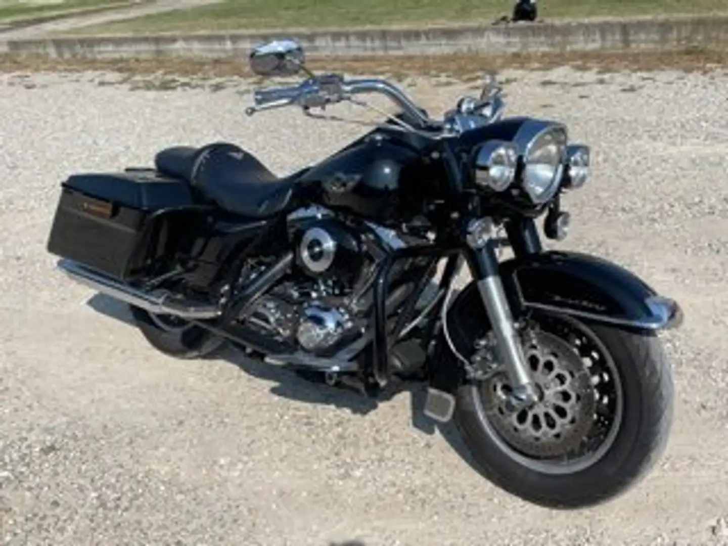 Harley-Davidson Road King CENTENARIO Nero - 2