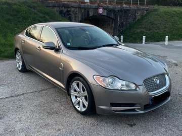 XF 3.0 V6 D - 240 FAP Luxe Premium A