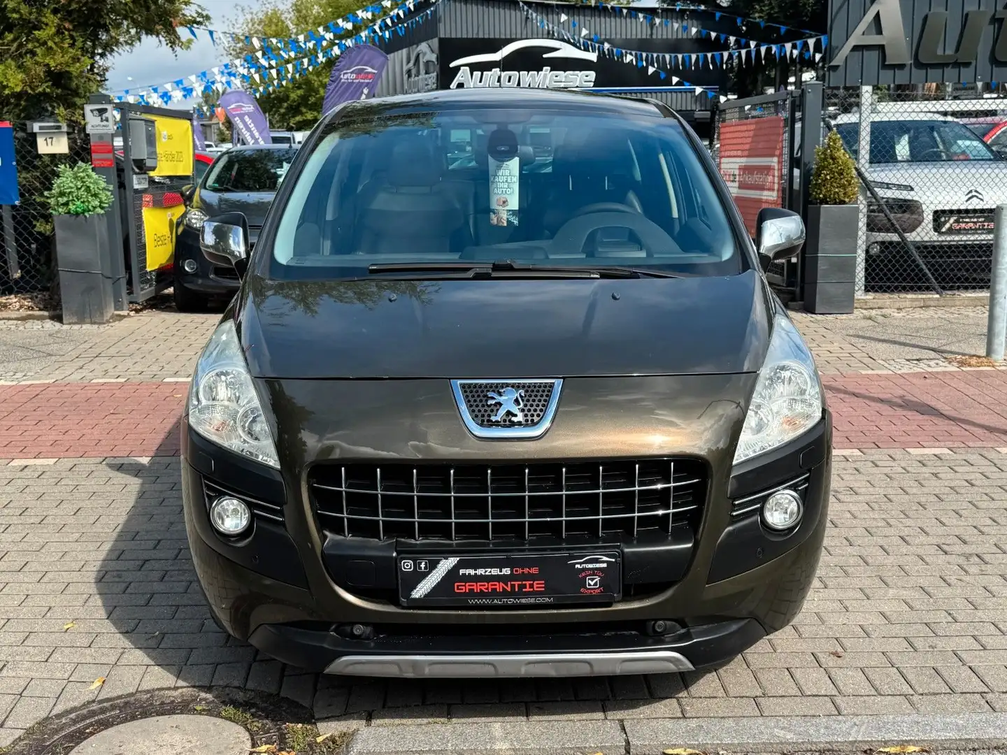 Peugeot 3008 Platinum Pano*Leder*Nav*HUD*ACC*AHK*Szhz* Brown - 2