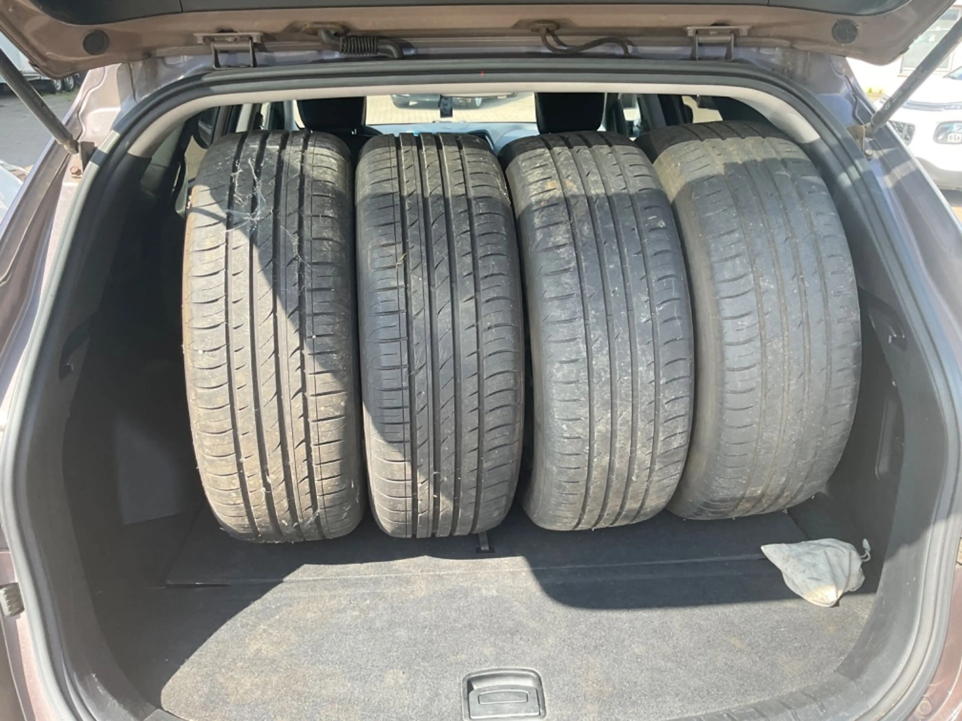 Hyundai SANTA FE Style 4WD TÜV 10.2027 2 HAND — photo 5