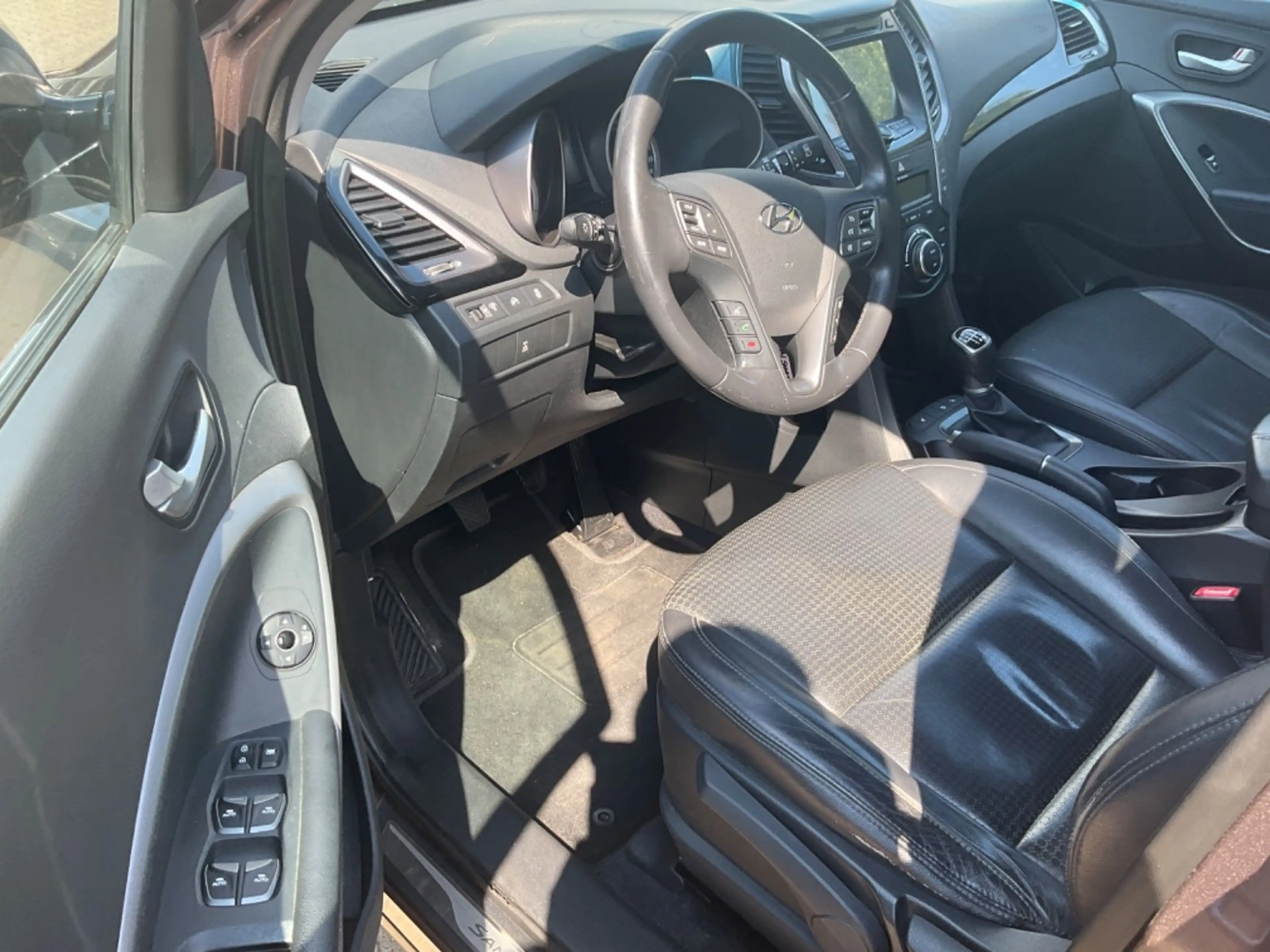 Hyundai SANTA FE Style 4WD TÜV 10.2027 2 HAND — photo 8