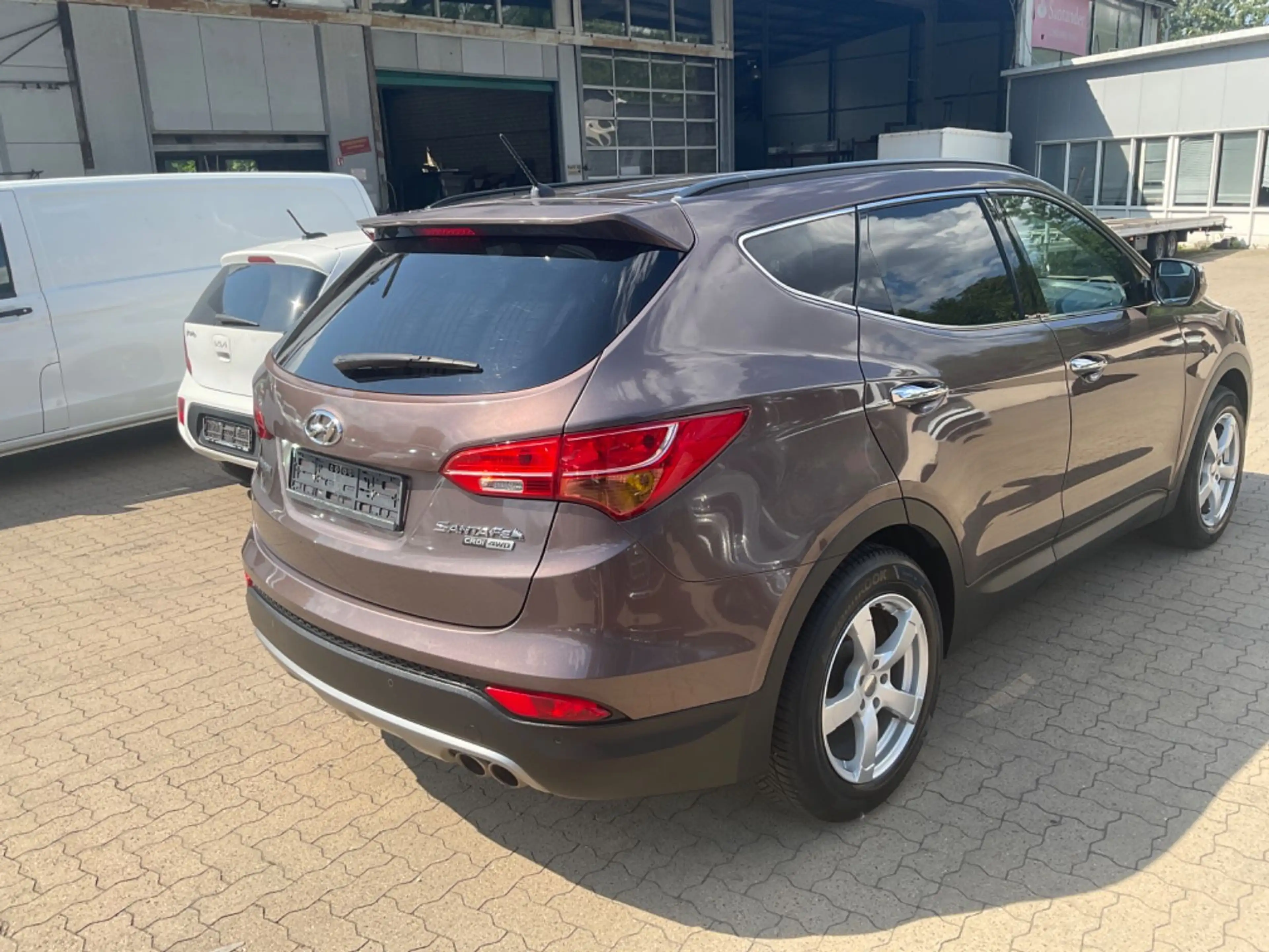 Hyundai SANTA FE Style 4WD TÜV 10.2027 2 HAND — photo 2