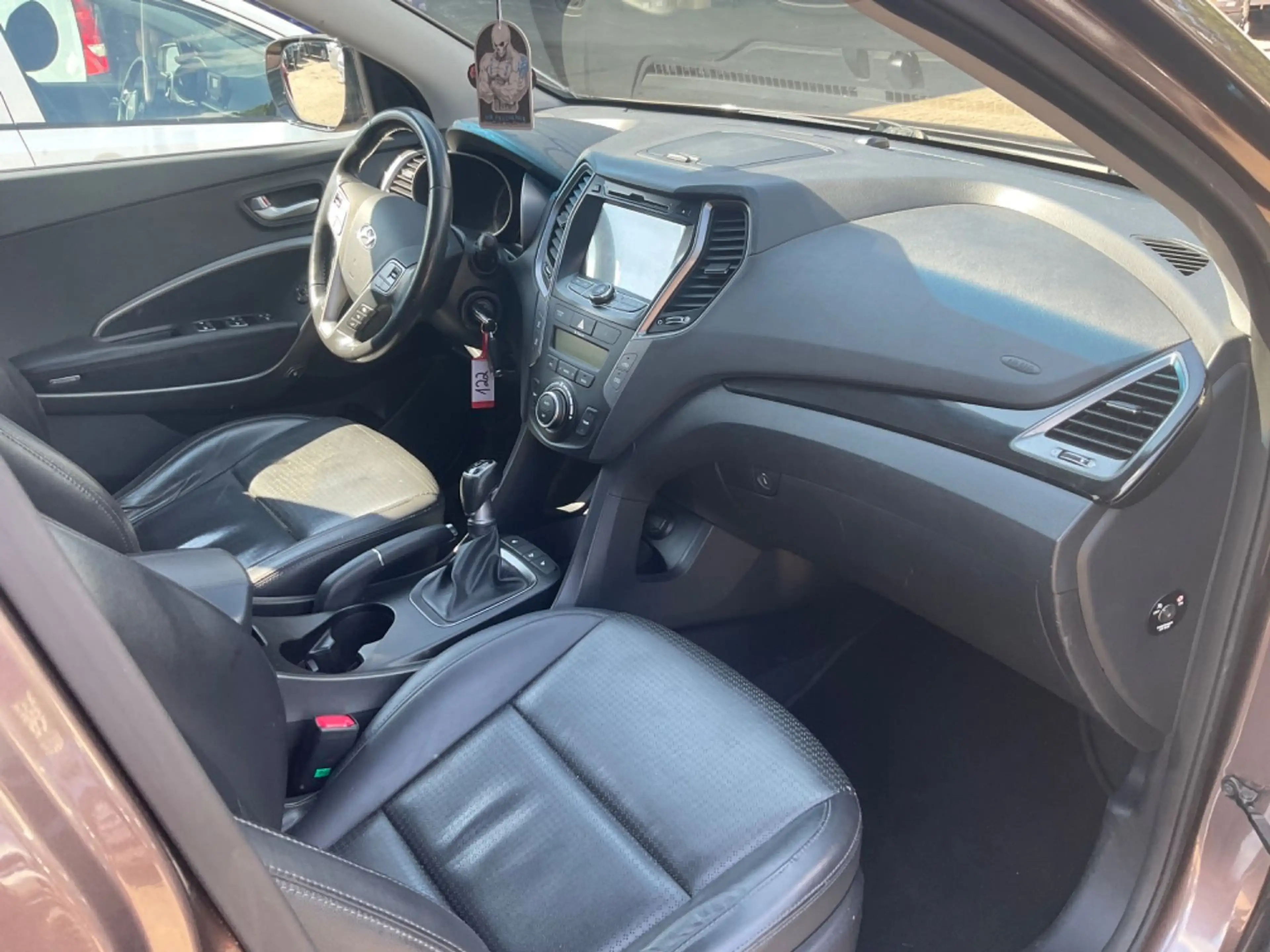 Hyundai SANTA FE Style 4WD TÜV 10.2027 2 HAND — photo 11