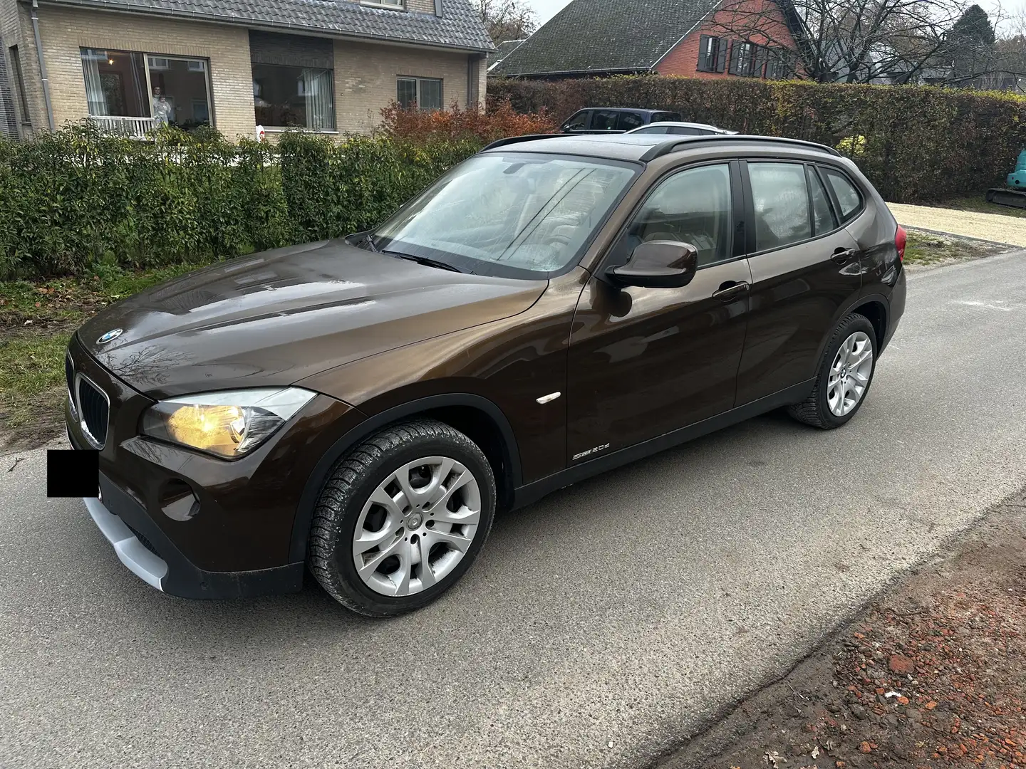 BMW X1 X1 sDrive20d Bruin - 1