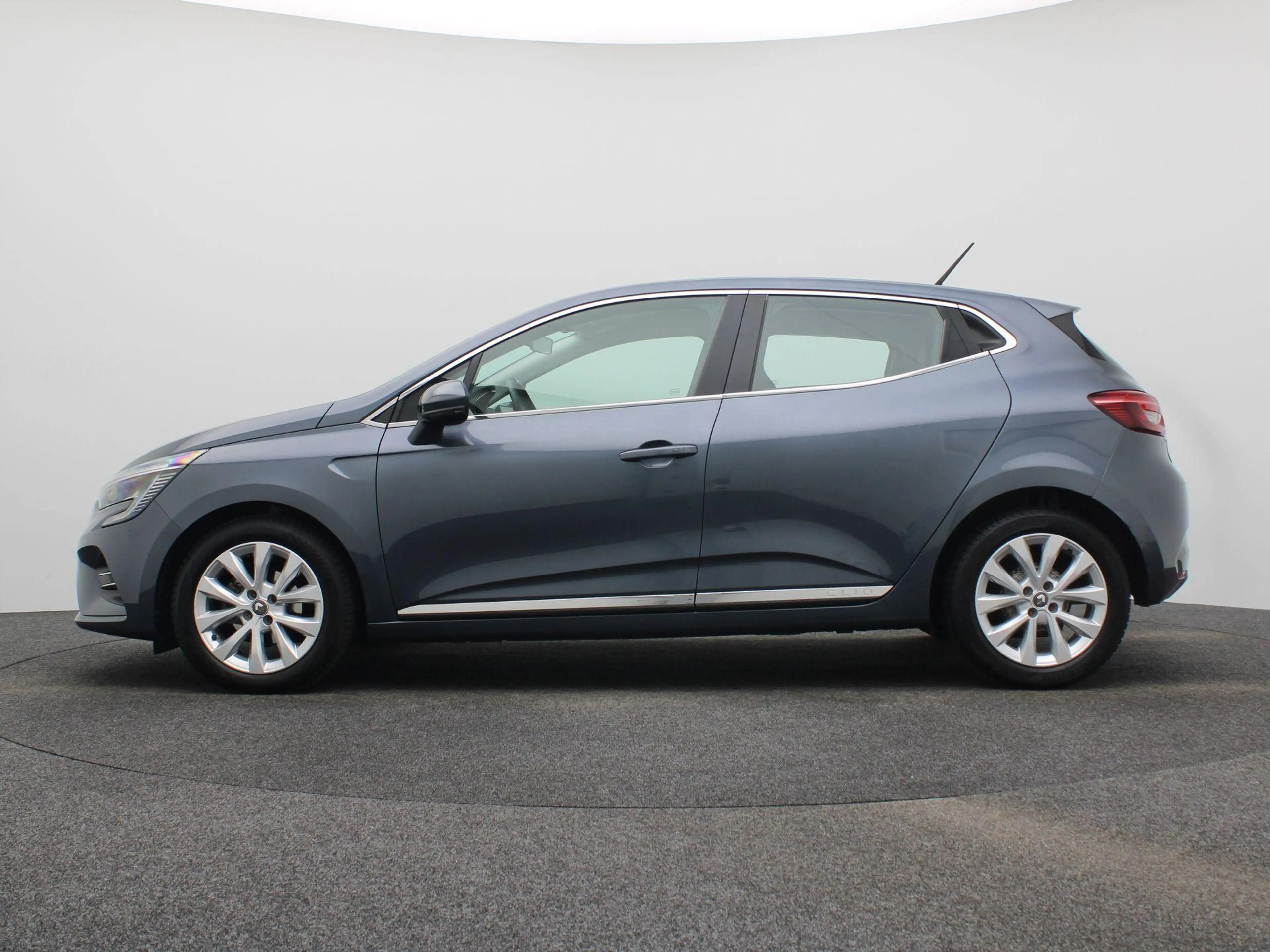 Renault Clio TCe 100 Intens | Navigatie | Climate Control | — photo 2
