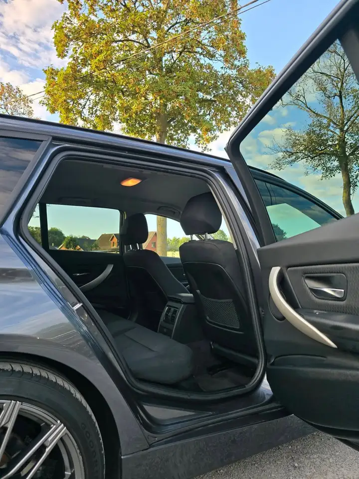 BMW 318 Touring — photo 12 sur 20