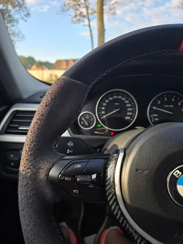 BMW 318 Touring — photo 19 sur 20