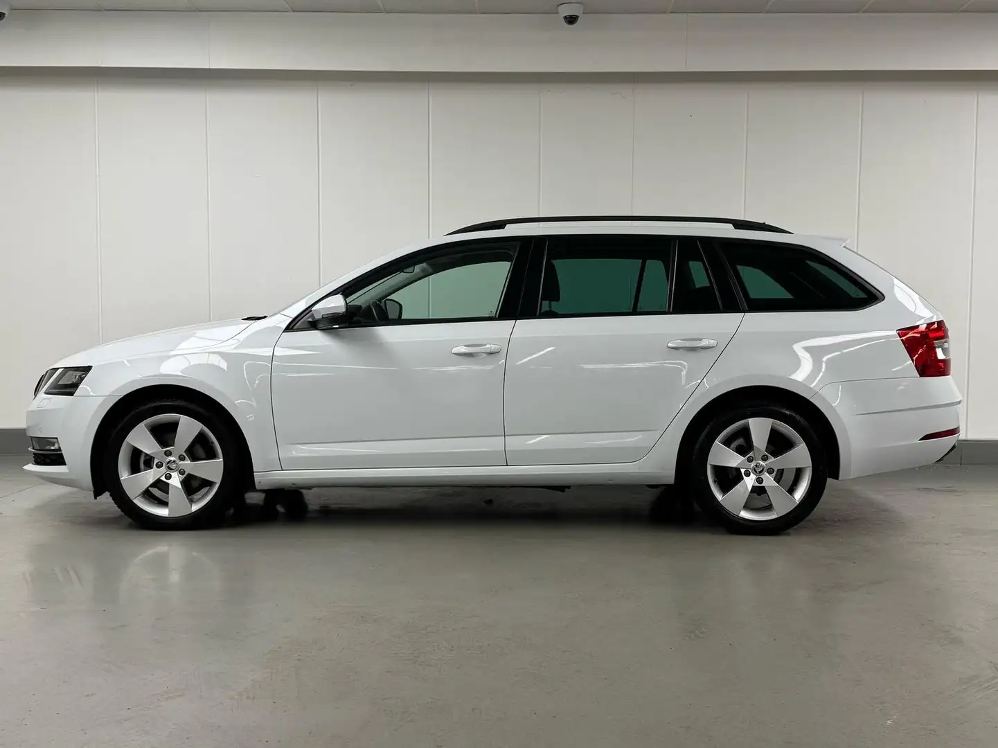 Skoda Octavia SW 1.5 TGI G-TEC CNG AMBITION DSG GPS ALCANTARA Blanco - 2