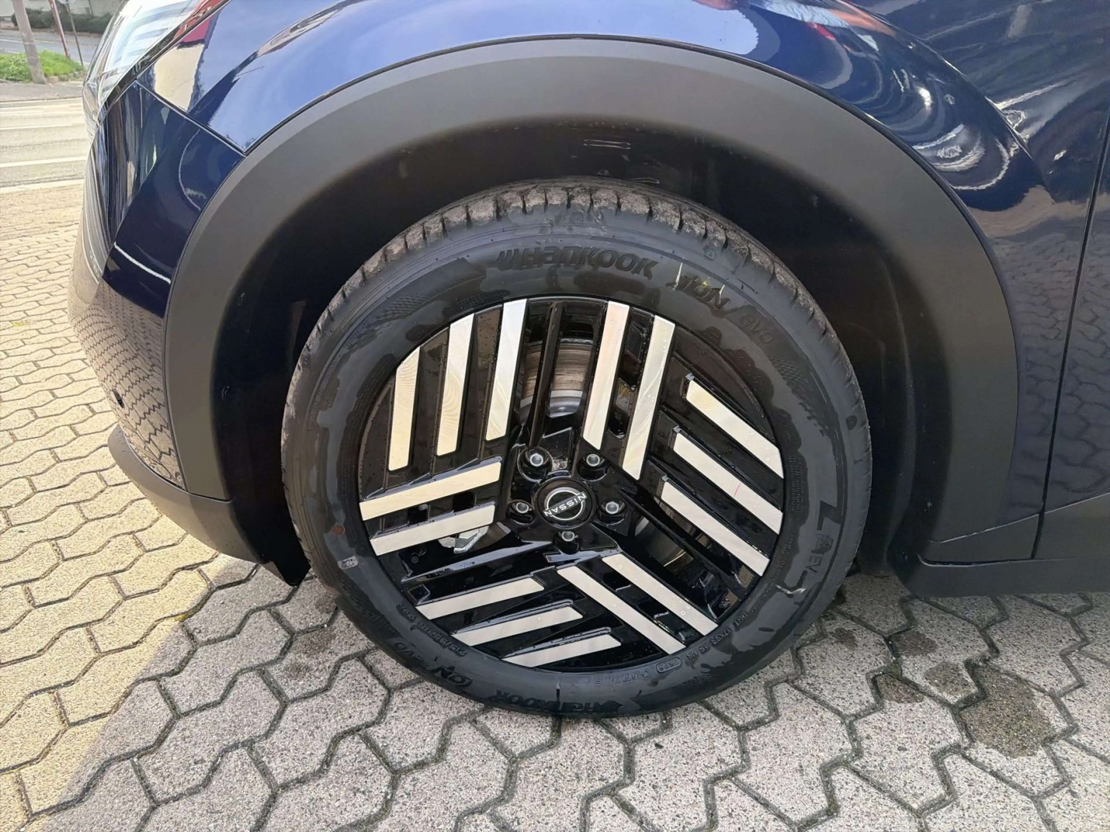 Nissan Leaf BEV Advance — photo 11