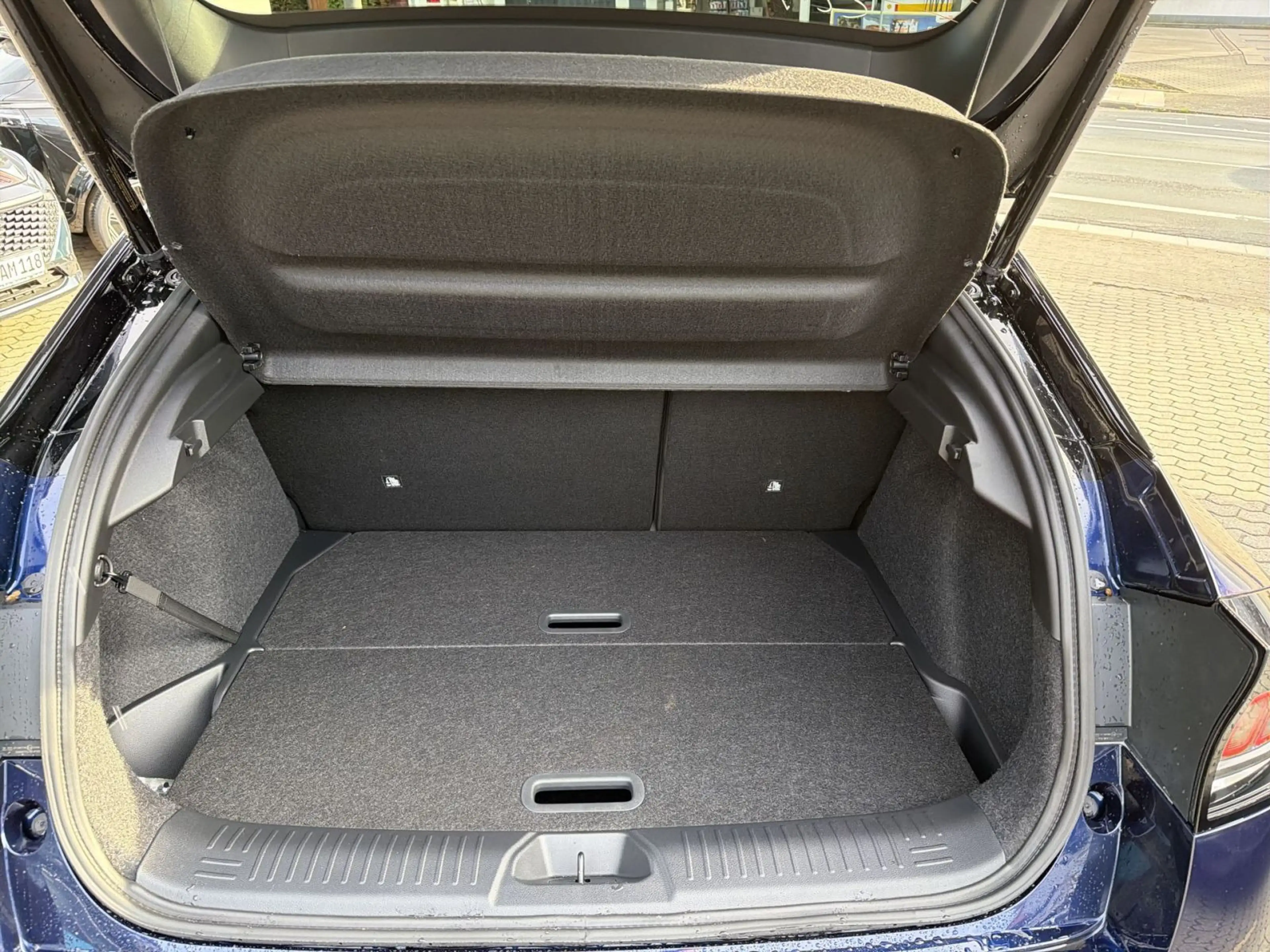 Nissan Leaf BEV Advance — photo 10