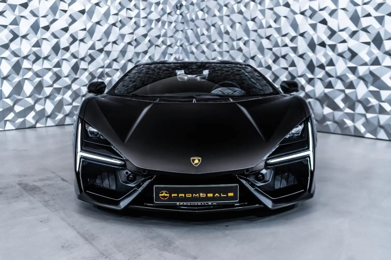 Lamborghini Revuelto Negro - 2