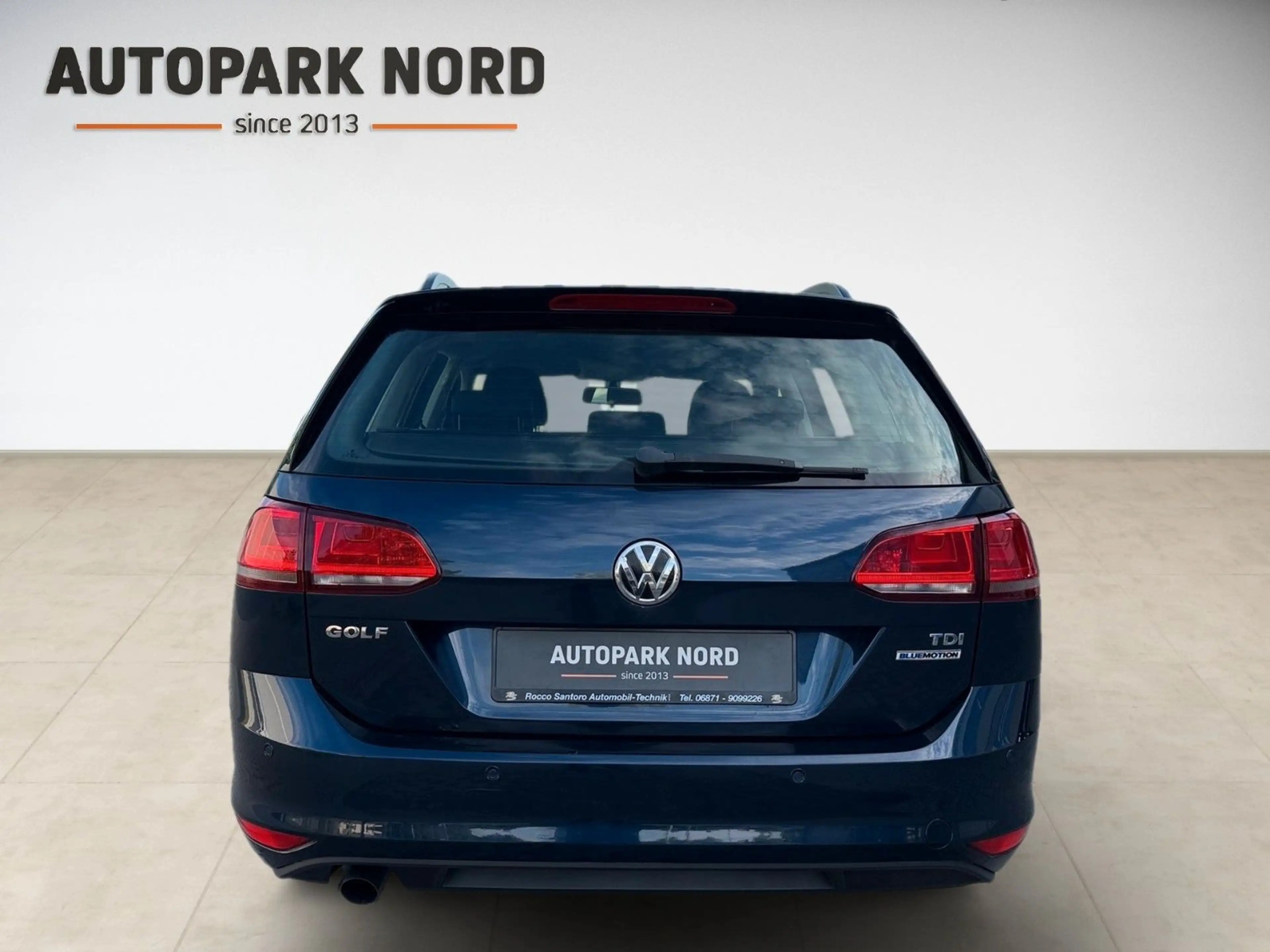Volkswagen Golf VII 1.6 TDI Variant Trendline BlueMotion — photo 7