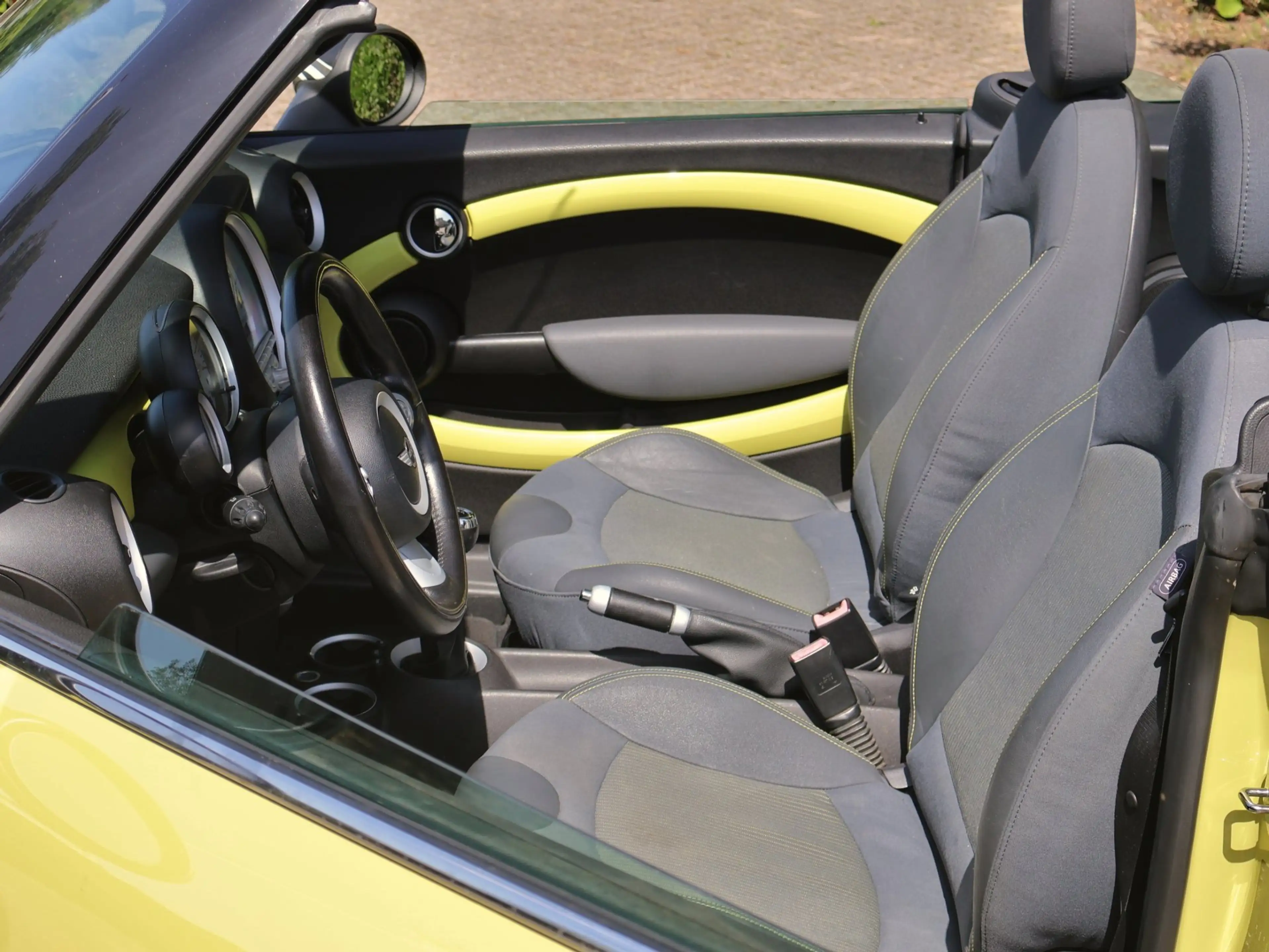 MINI Cooper S Cabrio Mini 1.6 175pk Xenon/17"/Stoelverwarm — photo 13