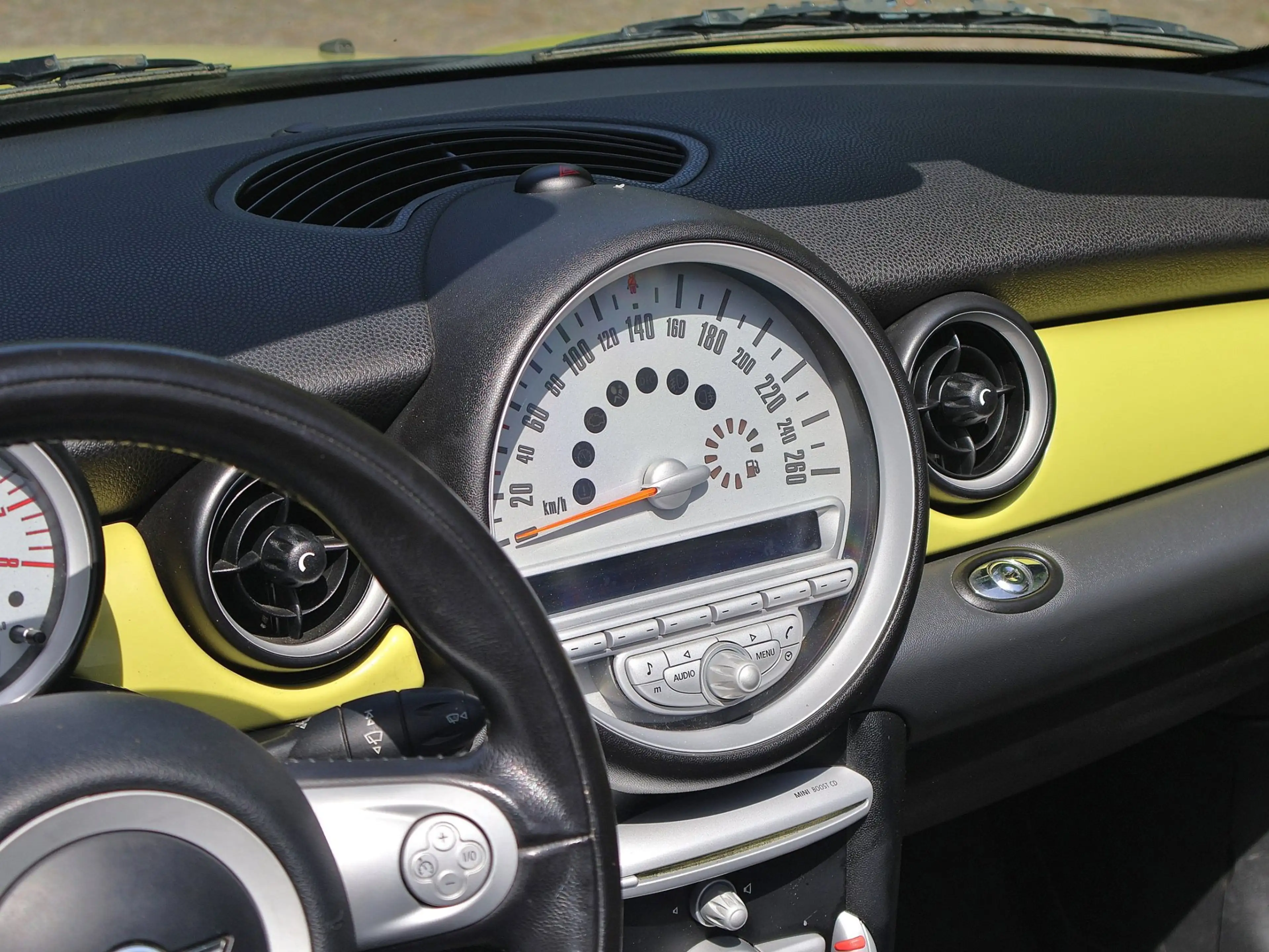MINI Cooper S Cabrio Mini 1.6 175pk Xenon/17"/Stoelverwarm — photo 15