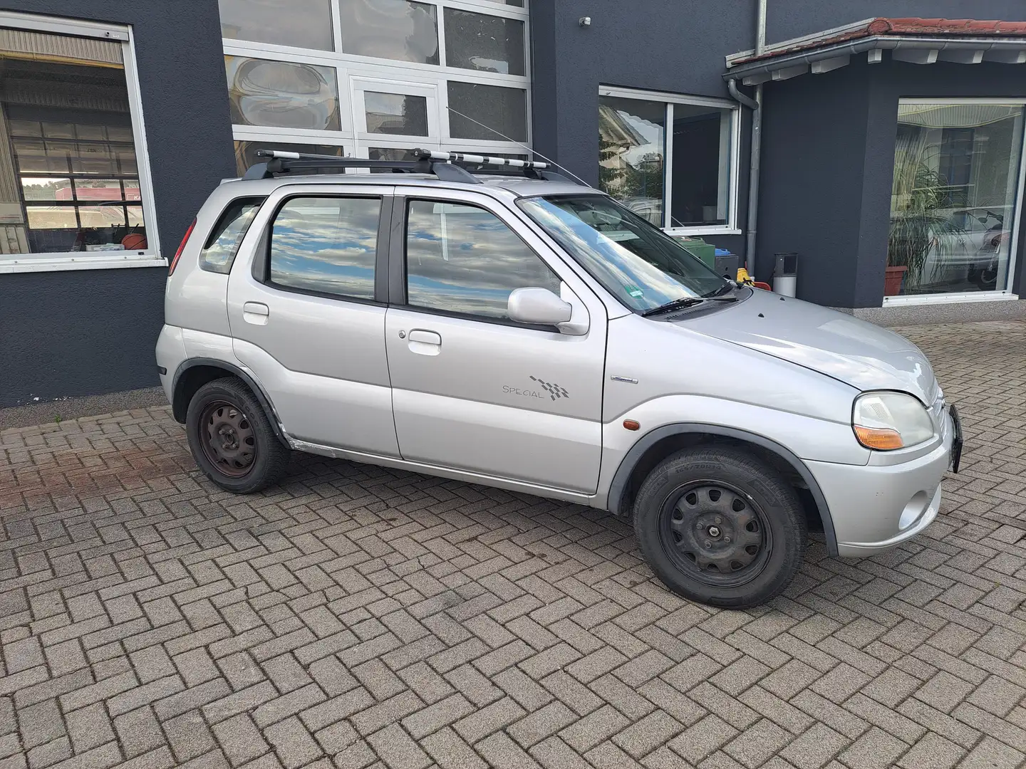Suzuki Ignis 4WD Argintiu - 2