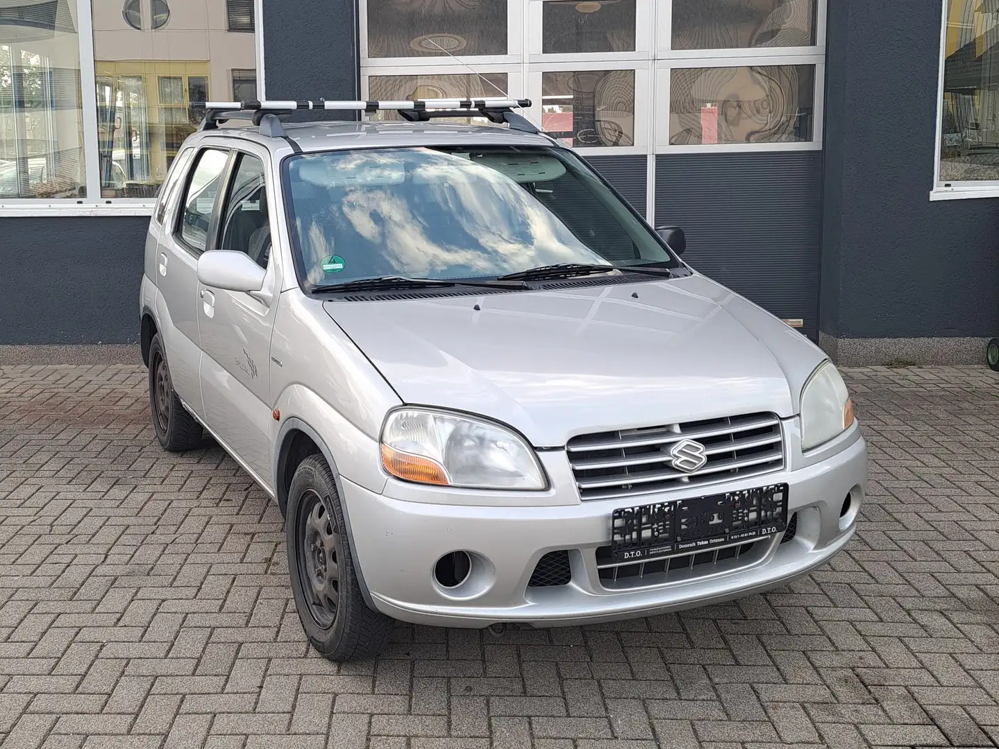 Suzuki Ignis 4WD Argintiu - 1