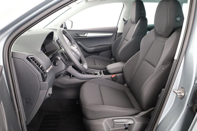 Skoda Karoq Selection 1.5 TSI DSG Selection, AHK, LED, Kame... — photo 10
