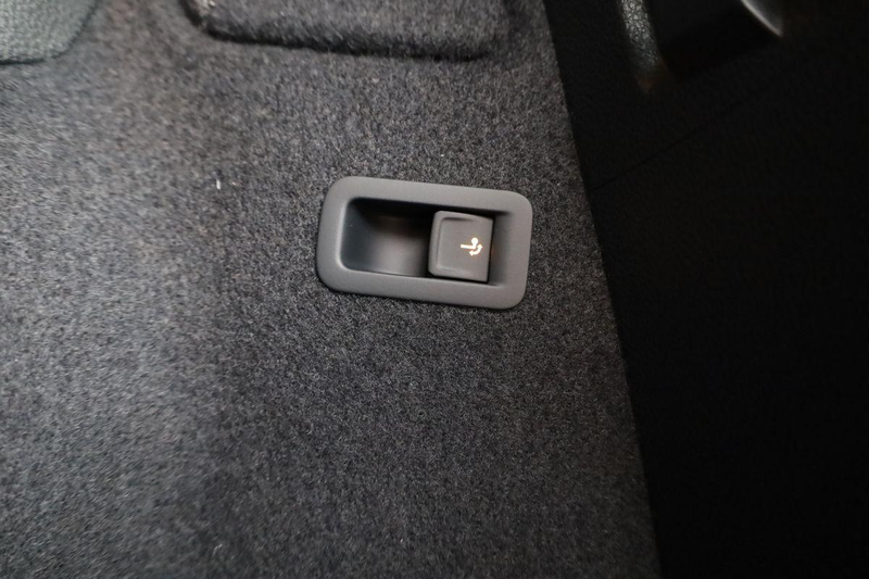 Skoda Karoq Selection 1.5 TSI DSG Selection, AHK, LED, Kame... — photo 13