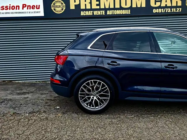 Audi Q5 view 7