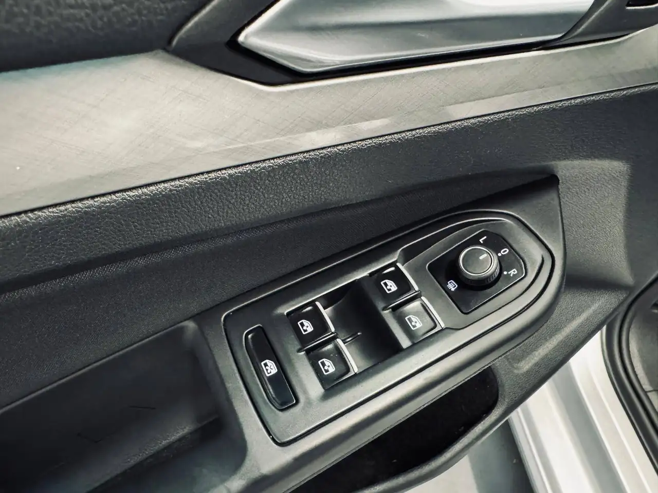 Volkswagen Golf 8 1.0 essence, Carplay, clim, garantie 1an, миниатюра 22