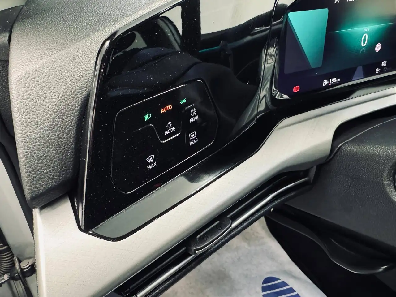 Volkswagen Golf 8 1.0 essence, Carplay, clim, garantie 1an, миниатюра 21
