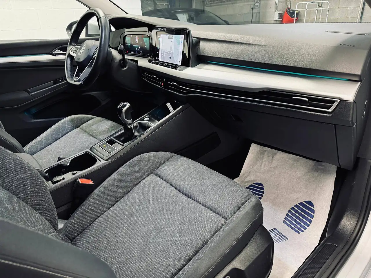 Volkswagen Golf 8 1.0 essence, Carplay, clim, garantie 1an, миниатюра 2