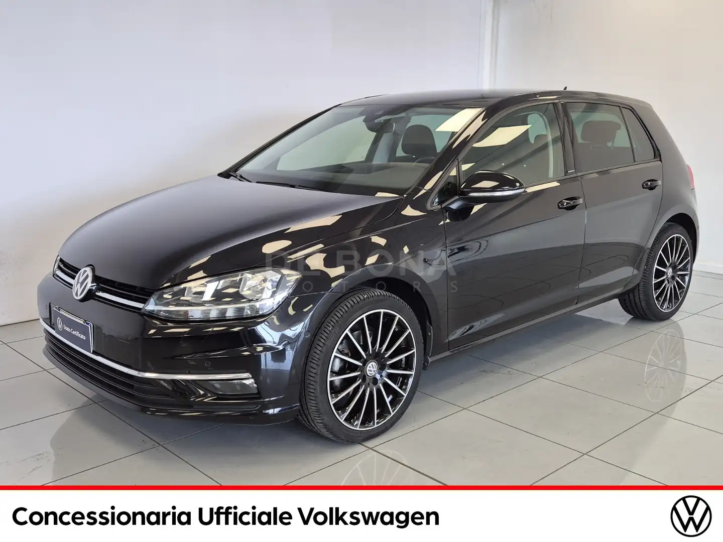 Volkswagen Golf 5p 1.6 tdi executive 115cv dsg Zwart - 1
