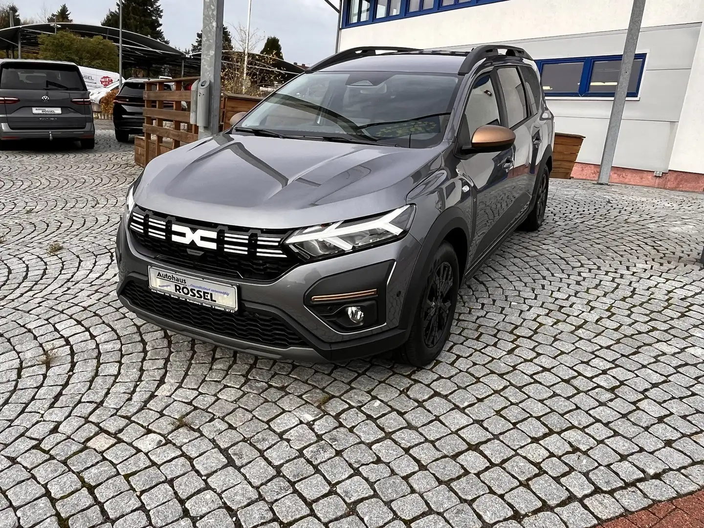 Dacia Jogger HEV 140 Hybrid Extreme Alu 16" PDC+RFK LED Grijs - 2