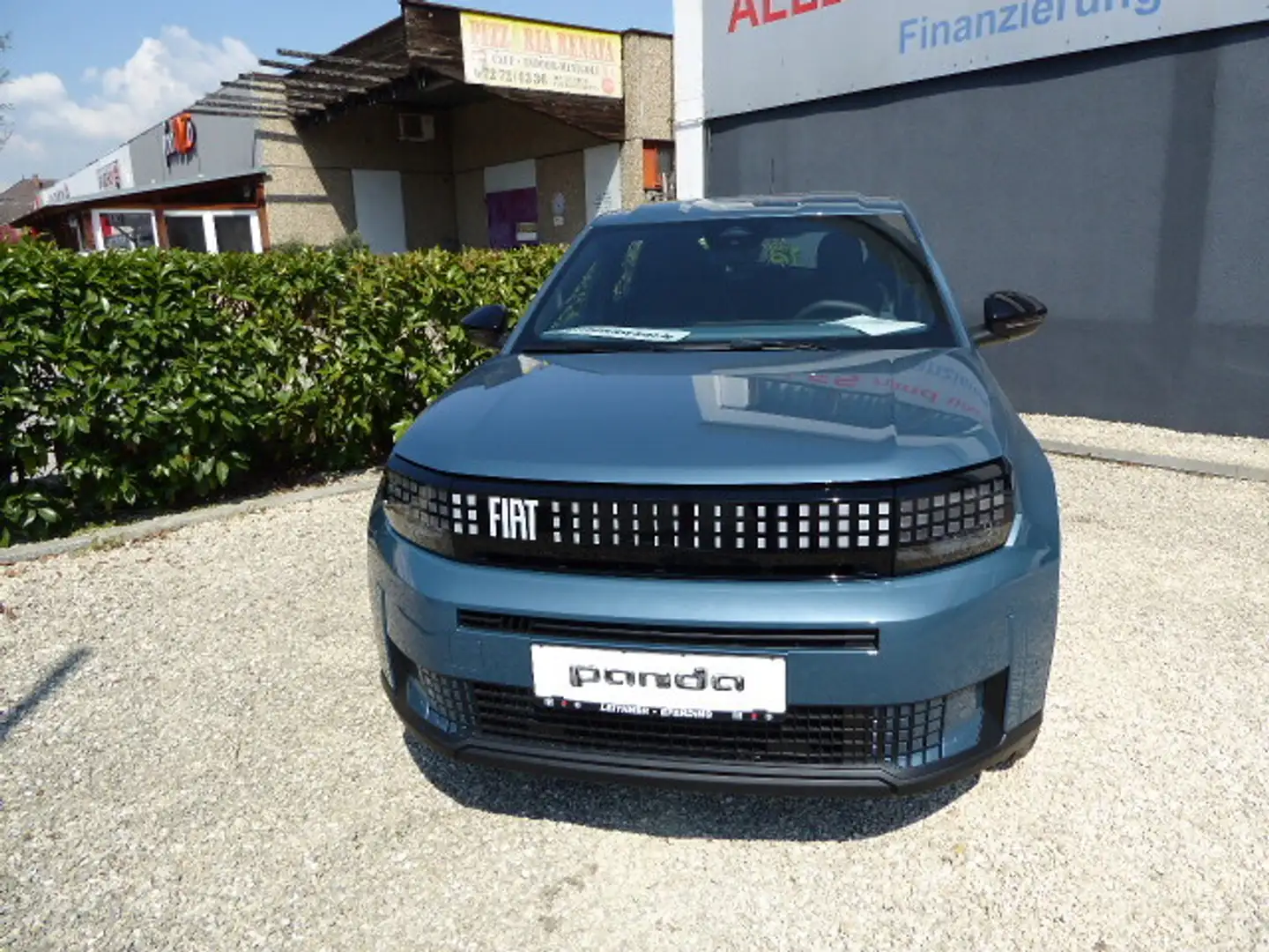 Fiat Grande Panda Hybrid mHEV 110 6-Gang eDCT Icon Blau - 2