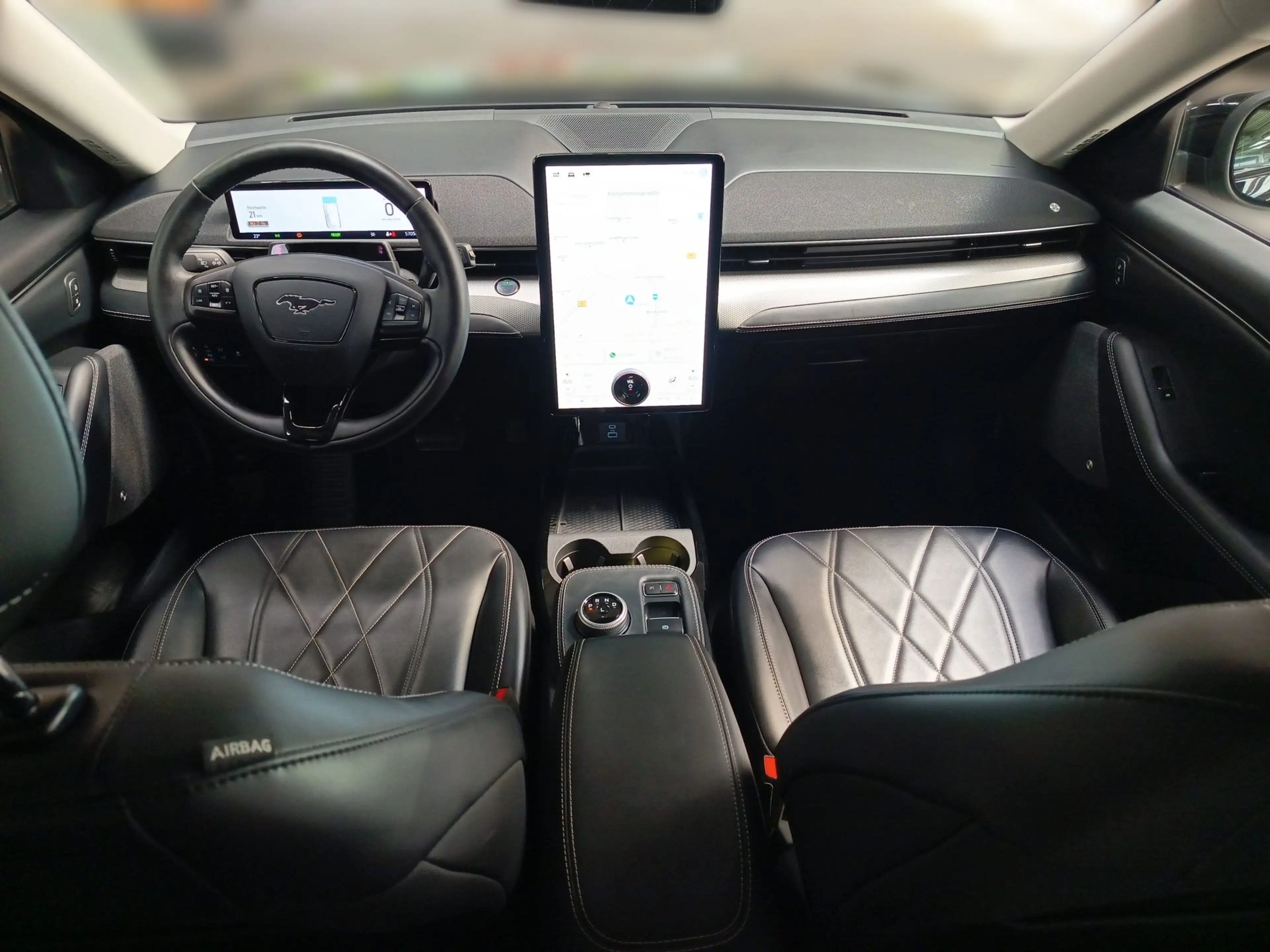 Ford Mustang Mach-E Basis — photo 15