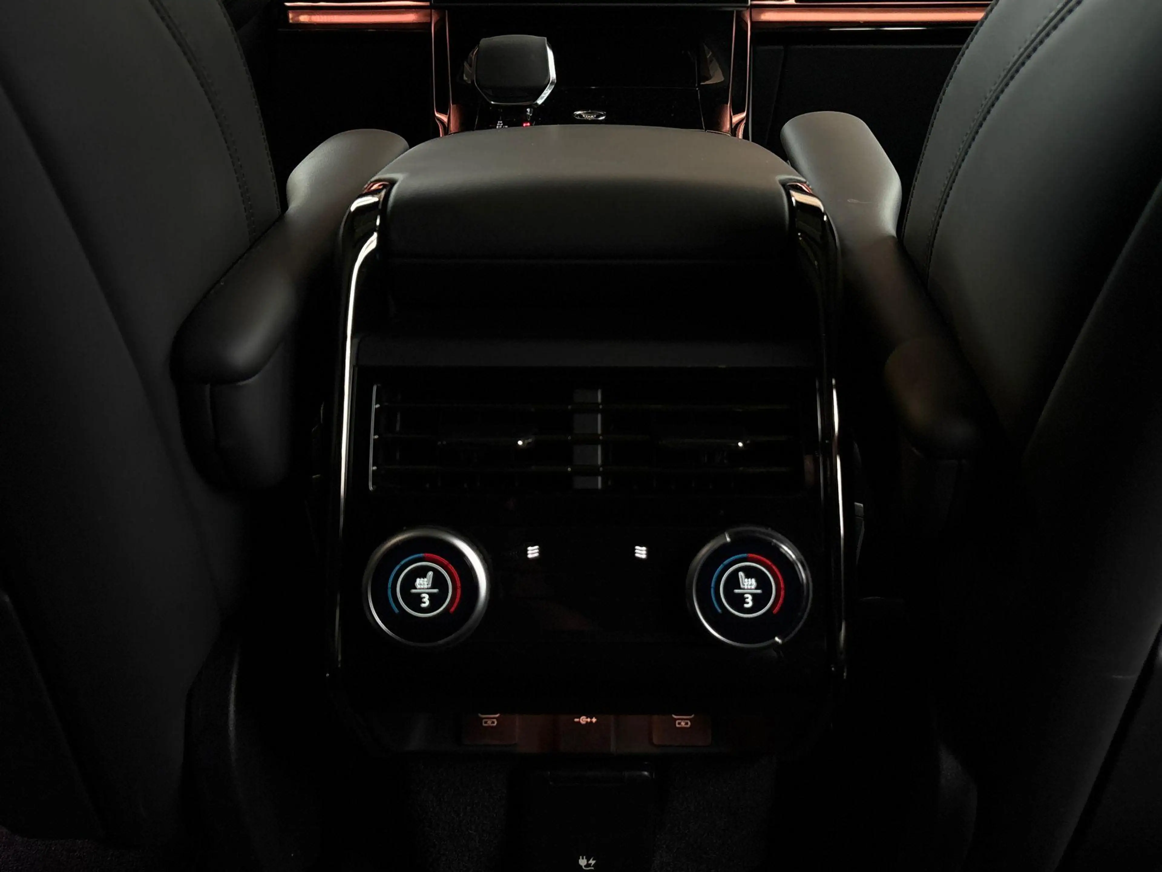 Land Rover Range Rover Sport P460e DYNAMIC SE -PANO.DAK|SOFT CLOSE|22"|TREKHAAK — photo 23