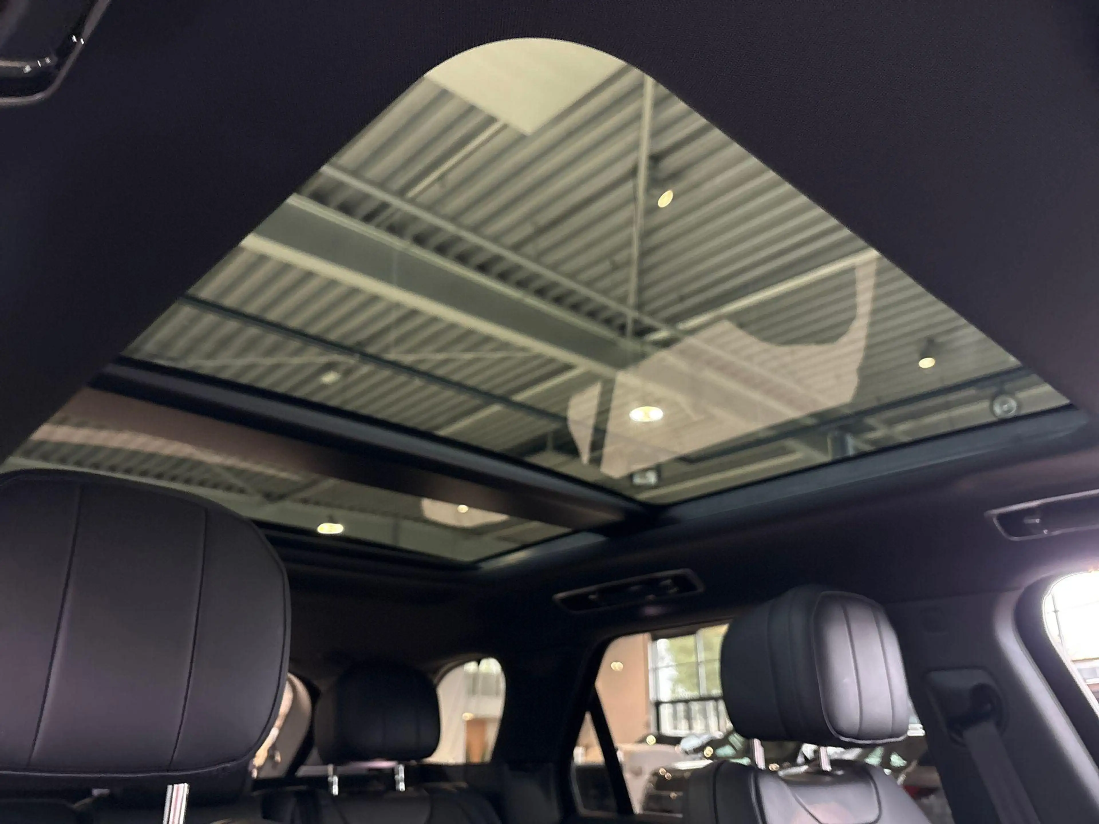 Land Rover Range Rover Sport P460e DYNAMIC SE -PANO.DAK|SOFT CLOSE|22"|TREKHAAK — photo 8