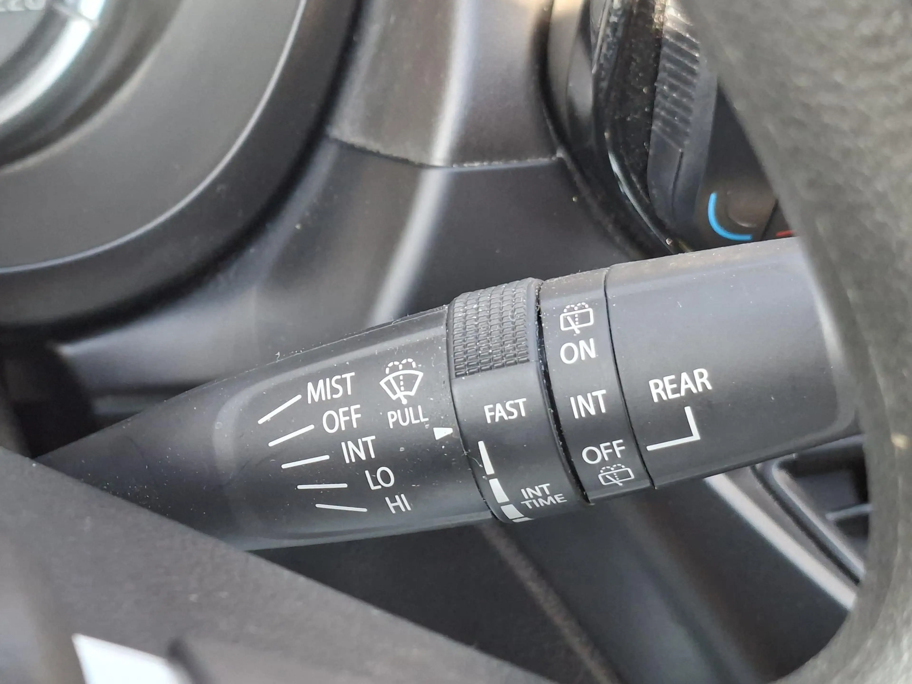 Suzuki S-Cross 1.4 Boosterjet Comfort Smart Hybrid TREKH | CRUISE — photo 10