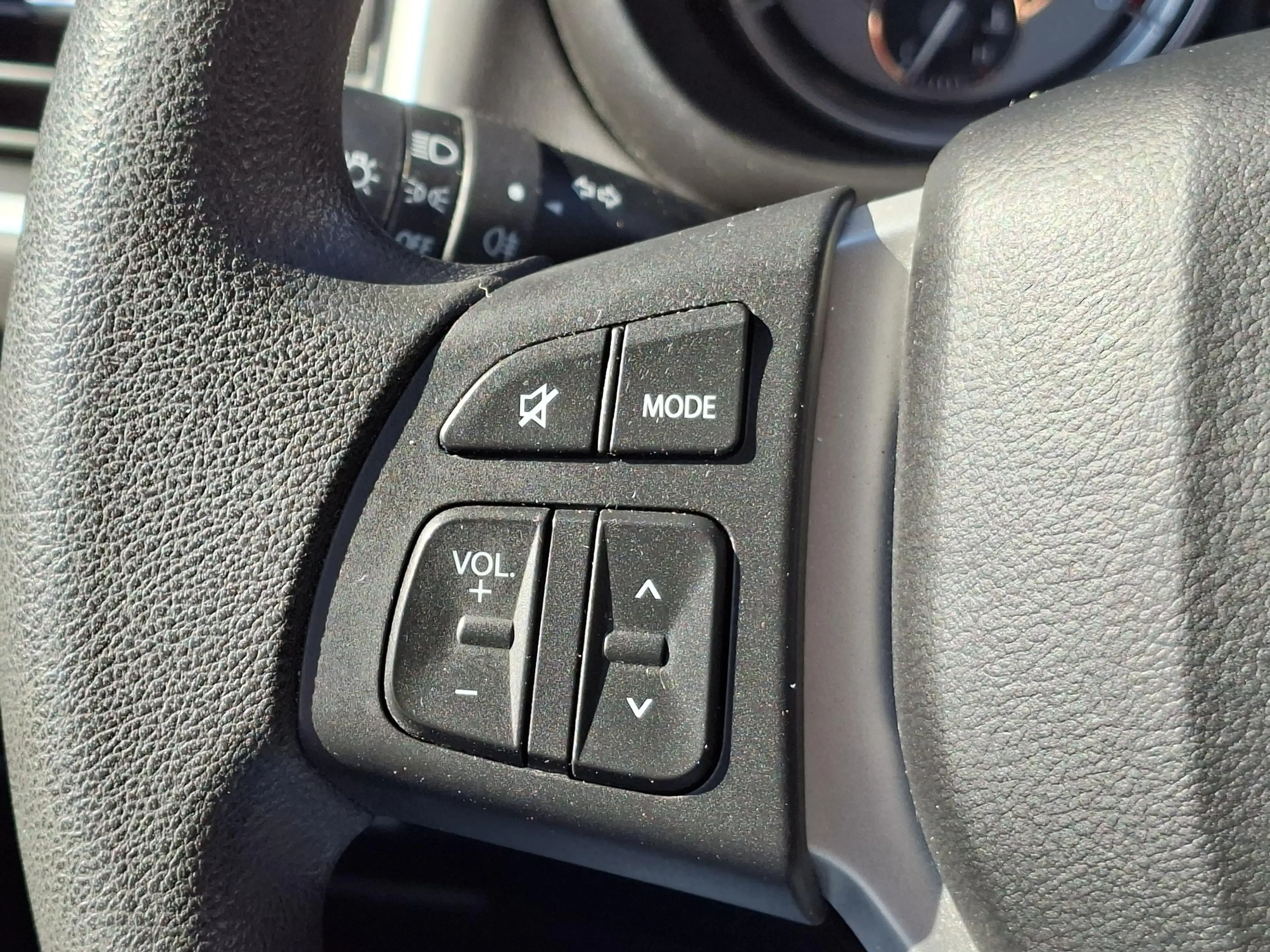 Suzuki S-Cross 1.4 Boosterjet Comfort Smart Hybrid TREKH | CRUISE — photo 7
