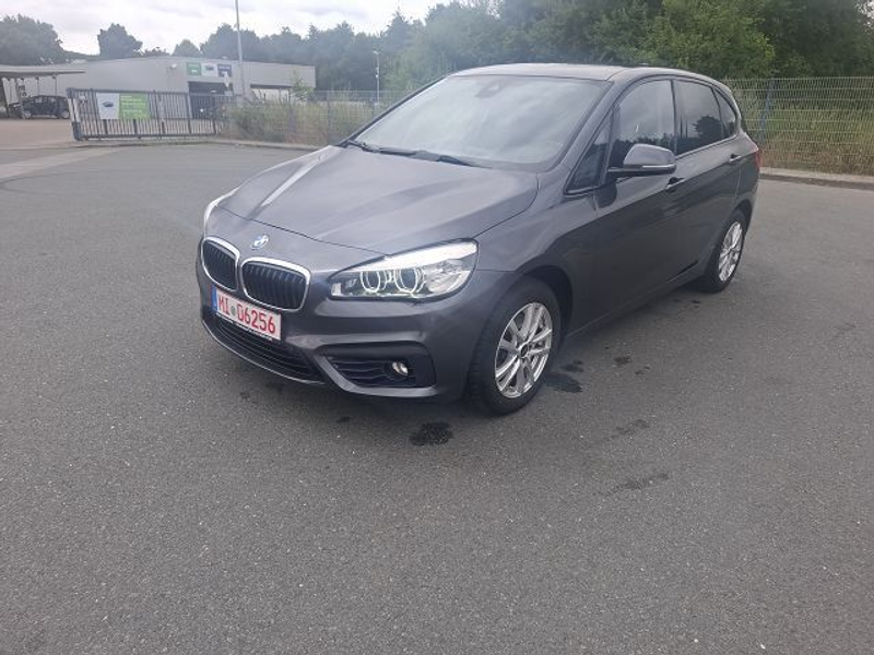 BMW 218 2 Active Tourer Automatik,PDC,Navi