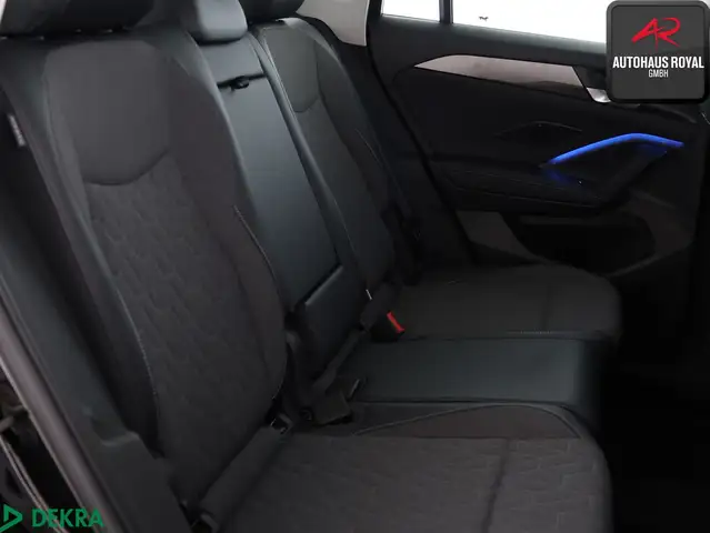 Volkswagen Tiguan view 13