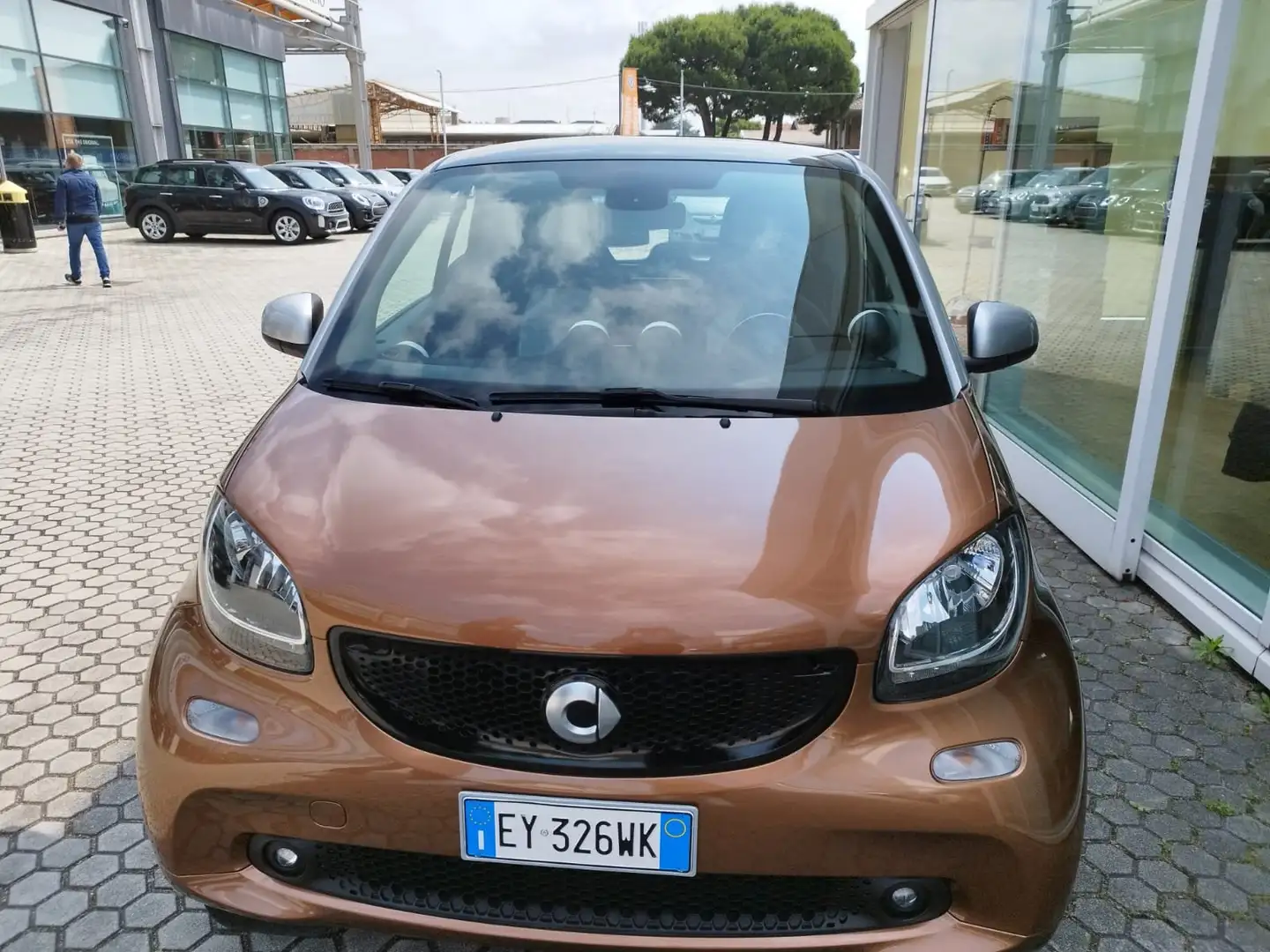 smart forTwo Fortwo III 2015 1.0 Passion 71cv twinamic Бронзовий - 1