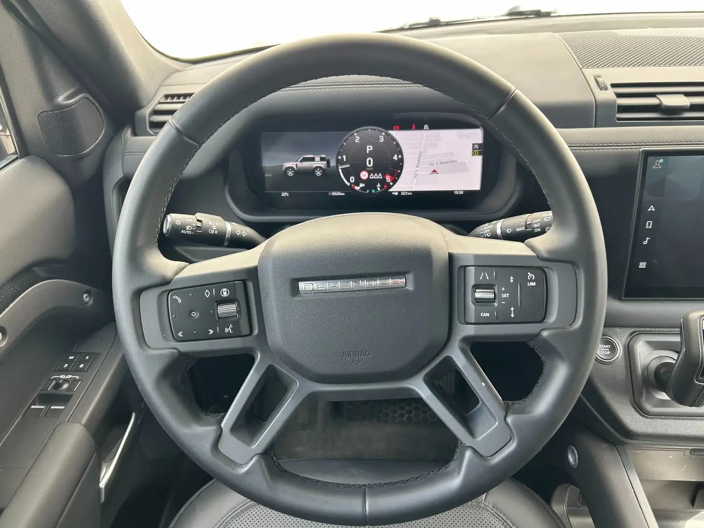 Land Rover Defender X-Dynamic SE awd 200cv auto Negro - 2