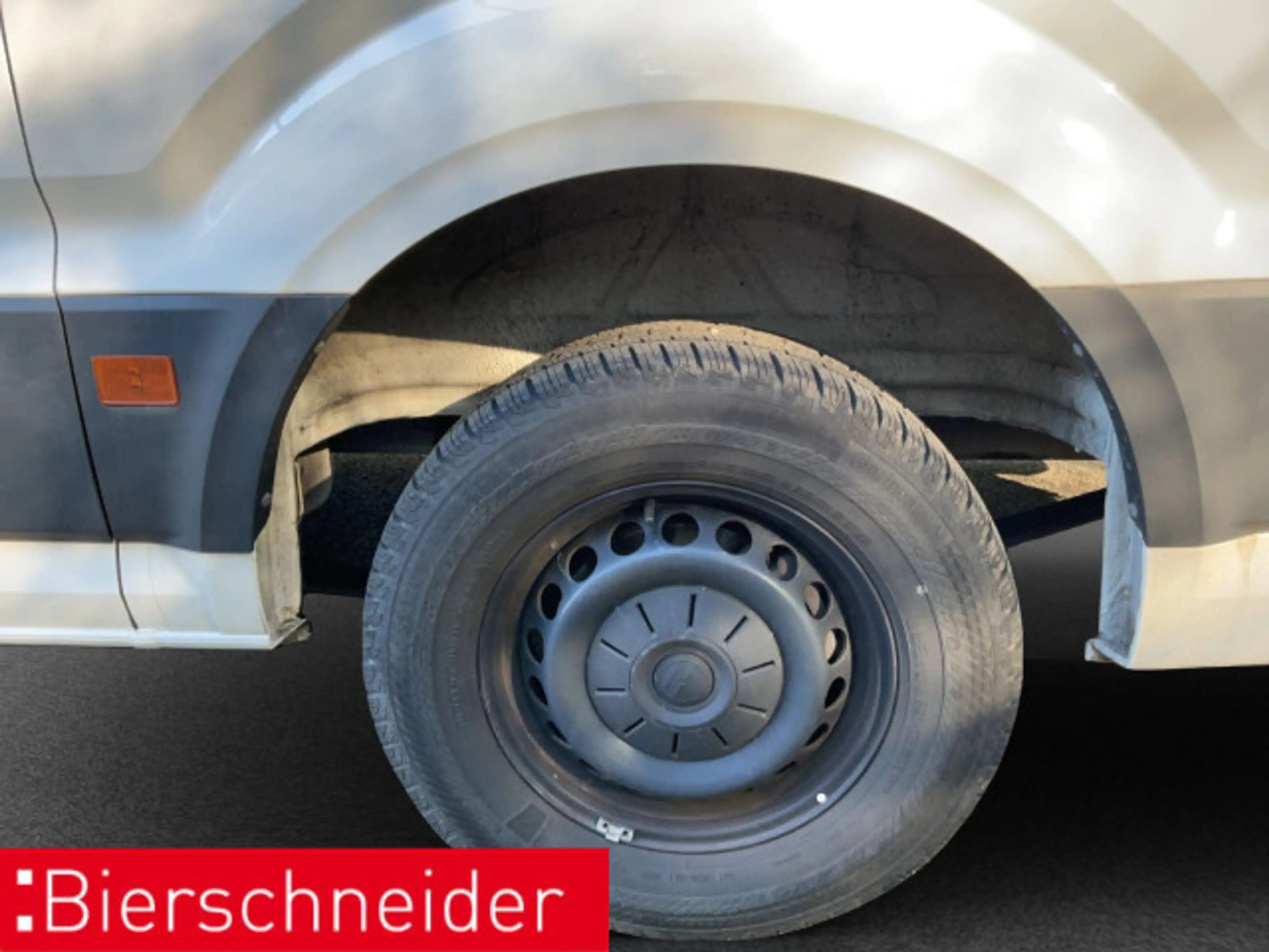 Volkswagen Crafter 30 Kasten EcoProfi AHK NAVI APP — photo 8
